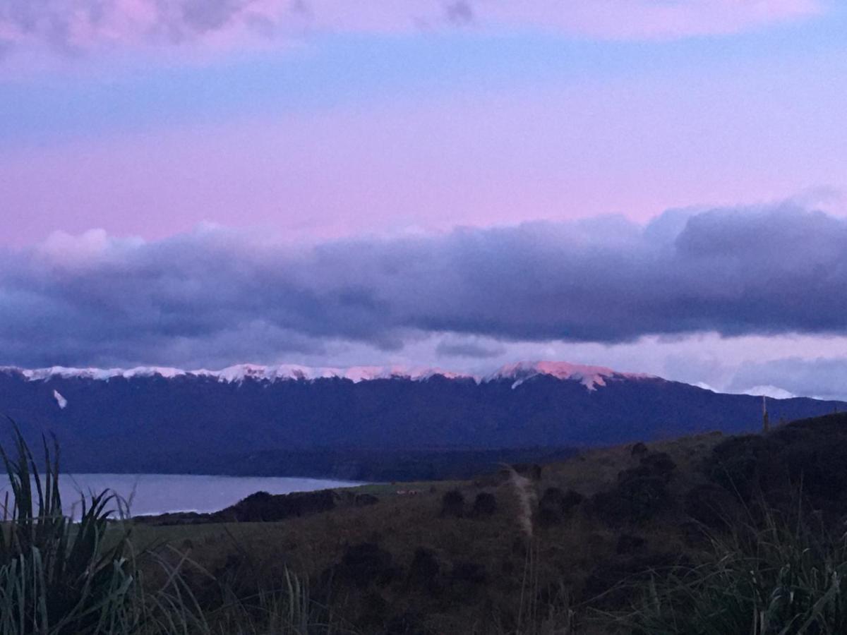 “The Cliffs” Humpridge View Motels Tuatapere Buitenkant foto